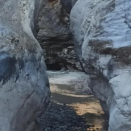 Il Campanile Di Leone Pina Frühstückspension 3*