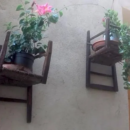 Il Campanile Di Leone Pina فندق مبيت وإفطار
