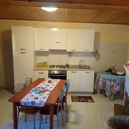 فندق مبيت وإفطار Il Campanile Di Leone Pina
