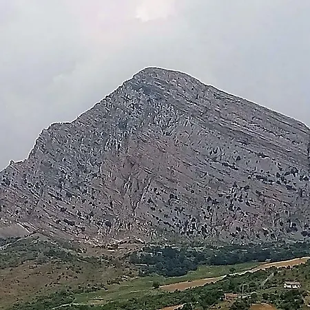 فندق مبيت وإفطار Il Campanile Di Leone Pina 3*